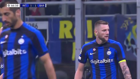 因OMG战队选手进入居家隔离状态，明日OMG对阵FPX的比赛将延期举行