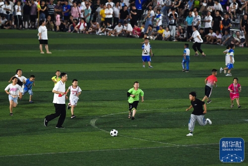 EPL S20 小组赛：艰难取胜 COL 2-1击败Astralis
